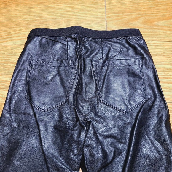 Blank NYC Women's Vegan/Faux Leather Bell Bottom Pants Black Size 24 - Picture 10 of 12